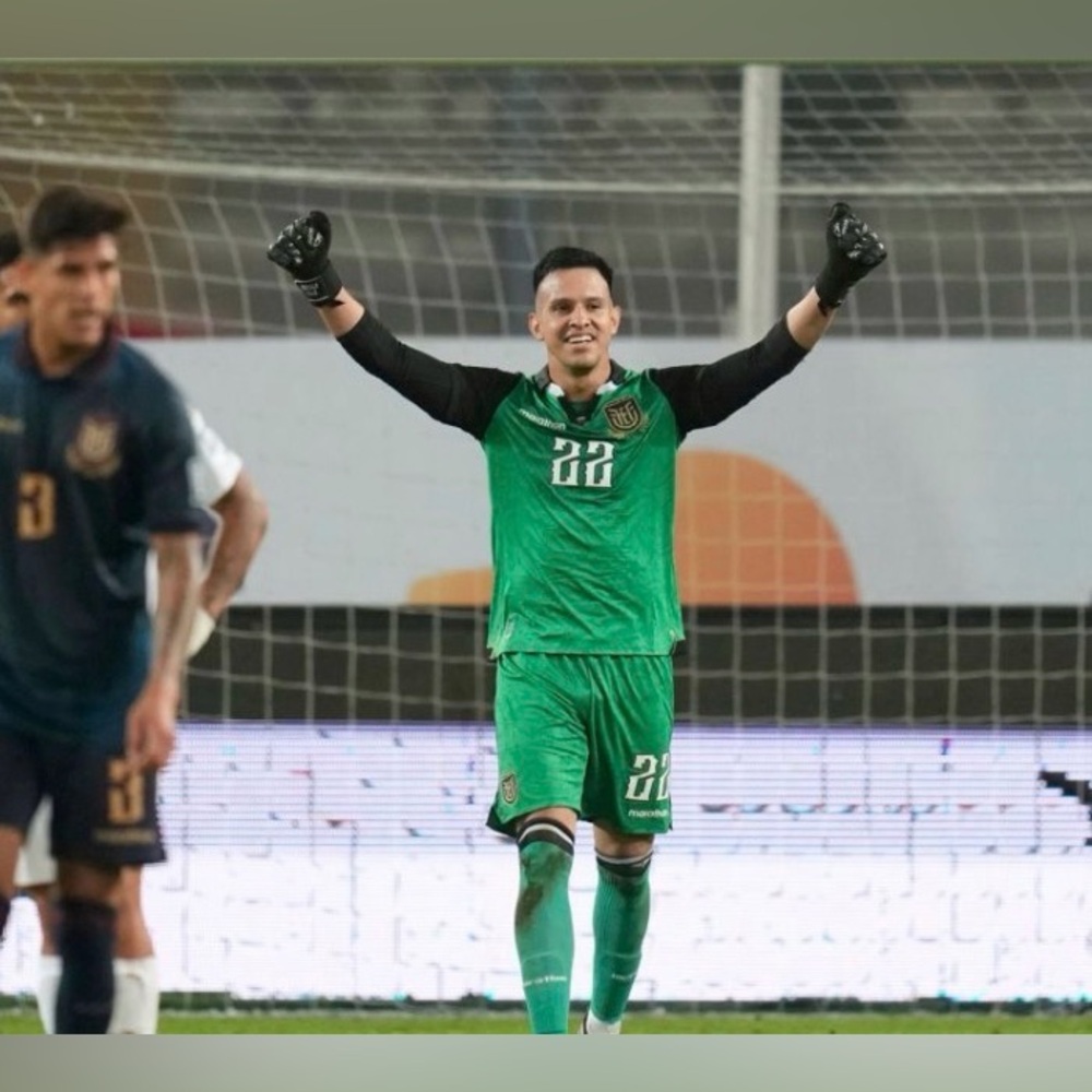 Marathon Authentic Ecuador 100 Years Edition Centenario Green Jersey Men’s Sz: M - Picture 2 of 7